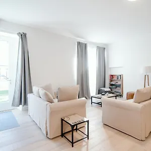 Apartment Borgovico Garden - The House Of Travelers, Como