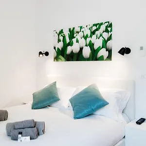 Apartment White Loft - The House Of Travelers, Como