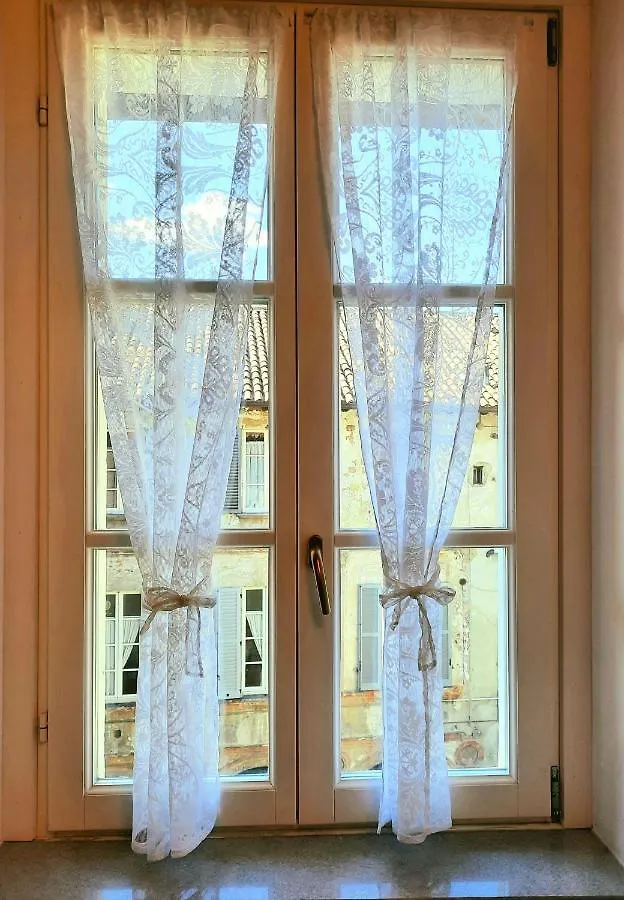 Antica Corte, Bilocale Nel Centro Storico Di Como Apartment